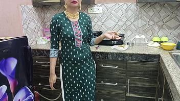 Indian Punjabi Mom Gets Railed Hard By Massive Cock In Kitchen, Moaning Loud With Punjabi Dirty Talk, Desi Stepmom Takes It Deep In Her Ass