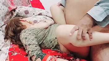 Desi Bhabhi’s Wild Fuck Session With Property Agent – Moaning Loud In Hindi & Dirty Talk