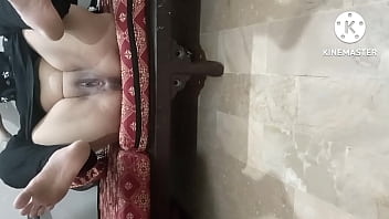 Lusty Desi Bhabhi’s Morning Fuck Session