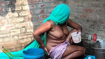 Naked Indian Village Girl Bathing In Hindi – Desi Radhika’s Wet Body