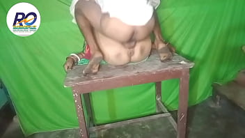 Desi Housewife Ki Tebal Par Suta Ghori Stalege Me Chudai Gaar Ke