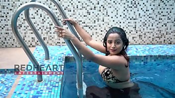 Exclusive Bhabhi Swimming Fuck Video