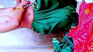 Slim-waisted Desi Village Bhabhi Flashes Everything In Viral Indian Sex Mms