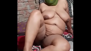 Sizzling Desi Sex Tape: Wild Indian Babe Gets Nasty