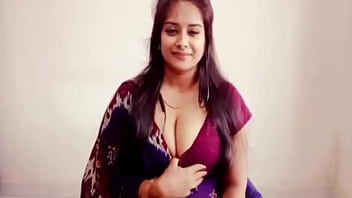 Desi Bahurani Ne Apni Chut Mein Ungli Daalkar Chikhti Hui Maza Liya