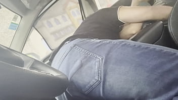 Sneaky Car Fuck With My College Buddy’s Hot Cousin Caught On Camera