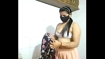 Bade Bade Boobs Wali Bhabhi Ka Viral Mms