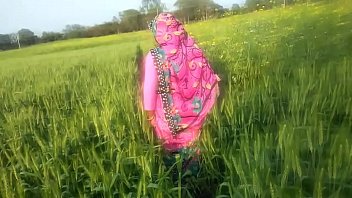 Desi Gaon Ki Bhabhi Junglon Mein Chudai Hindi Xxx