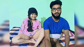 Indian Student’s Steamy Affair With Her Teacher After Class