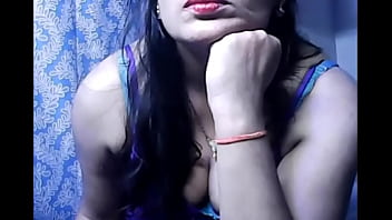 Desi Indian College Babe Flaunts Her Juicy Pussy And Perky Tits In A Steamy Viral Mms Clip