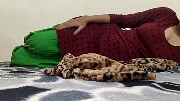 Padosi Ki Garmi Se Bhari Chudai Ka Maza Le Rahi Hai Saanwali Saheli, Hindi Mein Gandi Baatein Karte Hue Jamkar Choda