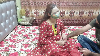 Pizza Delivery Boy Gets Pounded Doggystyle By Thick-ass Indian Bhabhi With Loud Hindi Moans