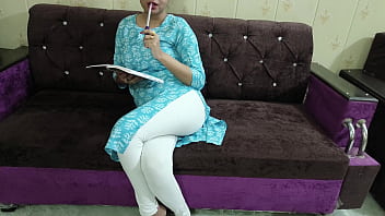 Saara Ne Bola Aaj Lund Ka Pani Mere Chut Par Nahi, Muh Par Gira De