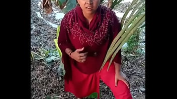 Sultry Bengali Village Bhabhi’s Forbidden Lust Tale