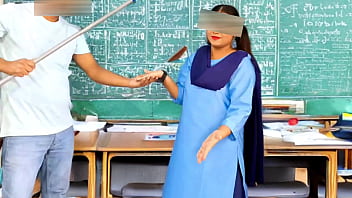 Desi Gaon Ki Chhoti School Ladki Ka Class Mein Garam Garam Hindi Audio Wala Maza